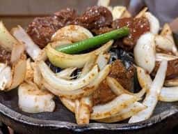 和牛もつ料理専門店 焼きもつ どん蔵