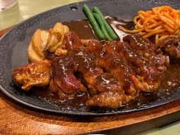 ハンバーグ 支倉 泉崎店