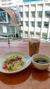 サンタサンタカフェダイニング