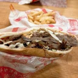 Mega Kebab 岩倉店