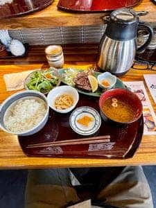 厚切り牛タンと東北地酒 陸奥