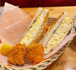 コメダ珈琲店 エミフルMASAKI店