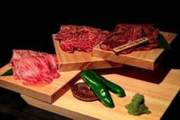 完全個室焼肉店 牛極