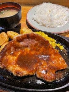 洋食 つちや