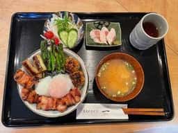 炭火やきとり 一