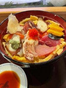 初音鮨本店