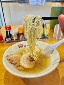 博多くまちゃんらぁめん 春日店