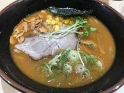 へそまがりラーメン
