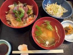 麻布 諒