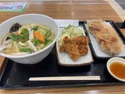 精肉屋の餃子専門店餃子食坊やまと イオンモール日の出店