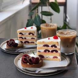 SUMI BAKE SHOP