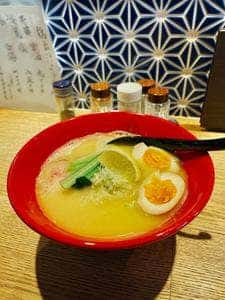 もも焼きト酒 おがた