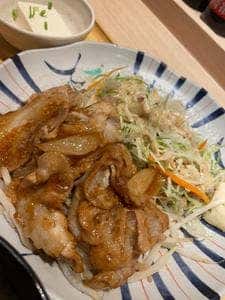 やよい軒 新宿明治通り店