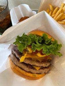 フレッシュネスバーガー 浜松アクトシティ店
