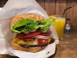 Burger and Coffee ISLET