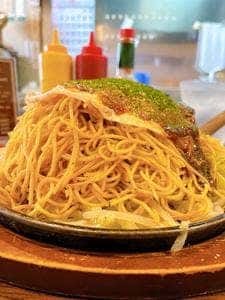 あかおに