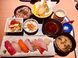 炉端・活魚・寿司 ろ組 高木中央店