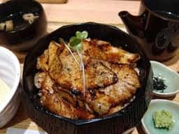 大坂かしわ飯 ロマン亭 エキマルシェ店