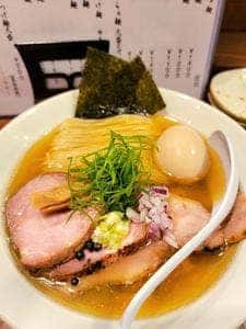 だれやめや