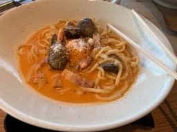 淡路島生パスタと窯焼きピザ Trepici