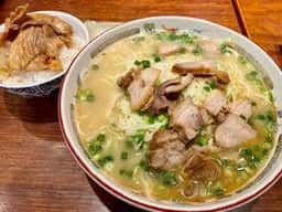 ラーメン専門 こむらさき アミュプラザ鹿児島店