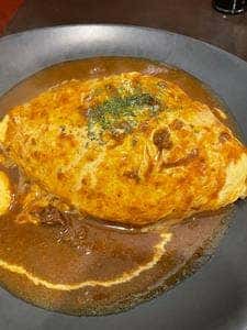 御馳走オムライス館 ネコ目