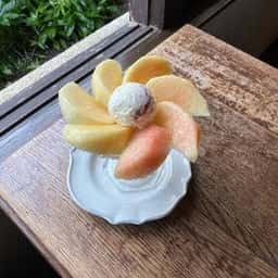 まち案内＆カフェ つぐら舎