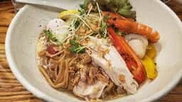 ラーメン青