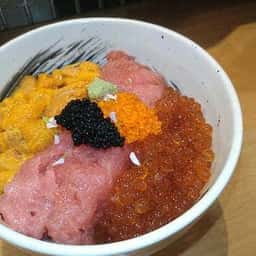 食間や