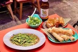 酒とアジア屋台料理 アローイ兄弟