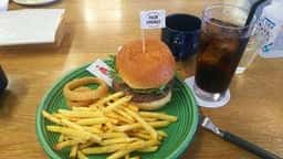 PALM SPRINGS Family restaurant & Golf range