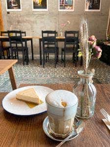 Sani'z Language and Art Cafe