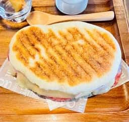 カフェ パニーノ