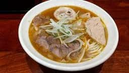 ベトナム料理 からくない