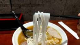 ベトナム料理 からくない
