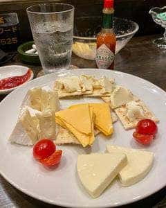 Bar＆カラオケどぐら