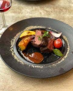 カーブドッチとやの