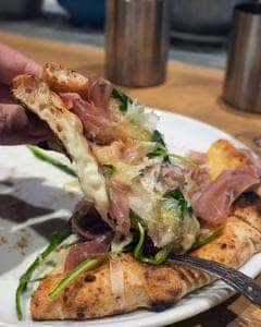 ピッツェリア・ダ・ガエターノ JRJP博多ビル店