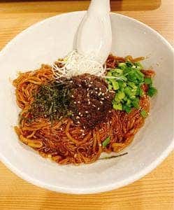 ラーメンツルガタ