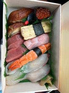 栄すし