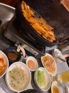韓国亭 豚や
