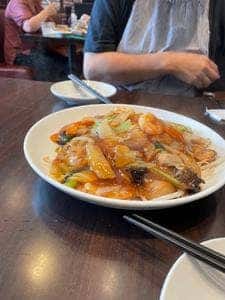 紅虎餃子房 長岡店