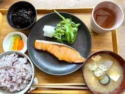 朝食屋 コバカバ