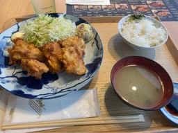 ビル食堂 でら