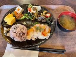 古民家カフェへのへの(音CAFE HENOHENO)