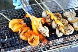 漁師直送 ウロコ水産 かわまちてらす閖上店