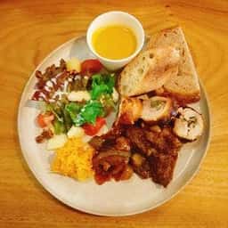 urban's camp Tokyo 国立富士見台店