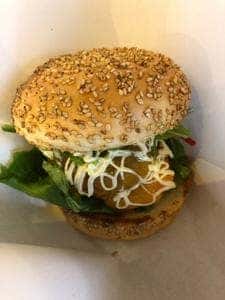 神戸ガヴリィ 本店