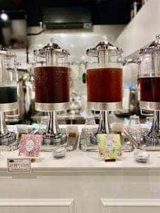 チーズケーキと紅茶 長浜黒壁店