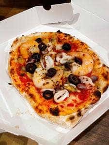 pierside pizzeria COUME